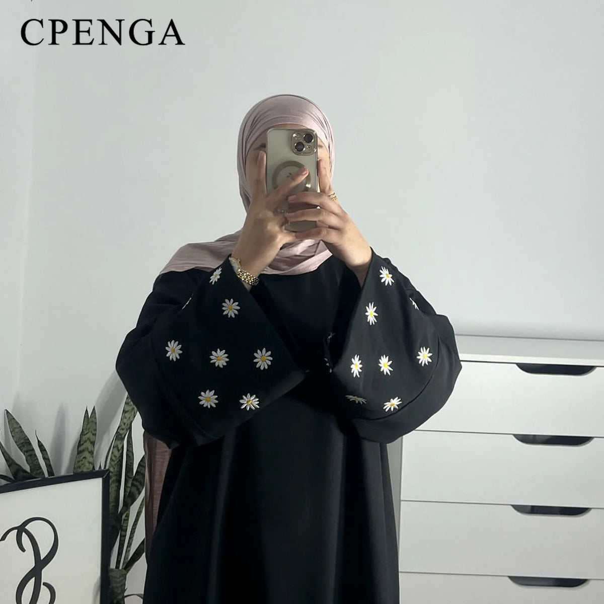 Hana Daisy Abaya