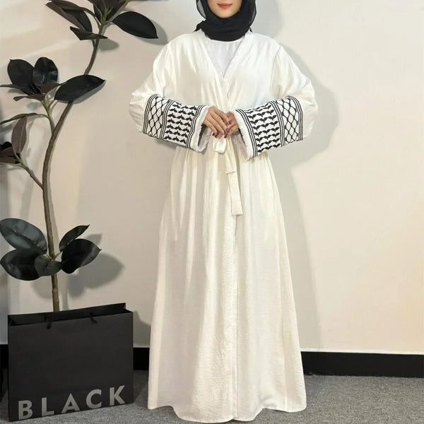 Alayna Borduren Abaya