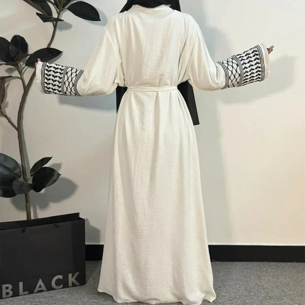 Alayna Borduren Abaya