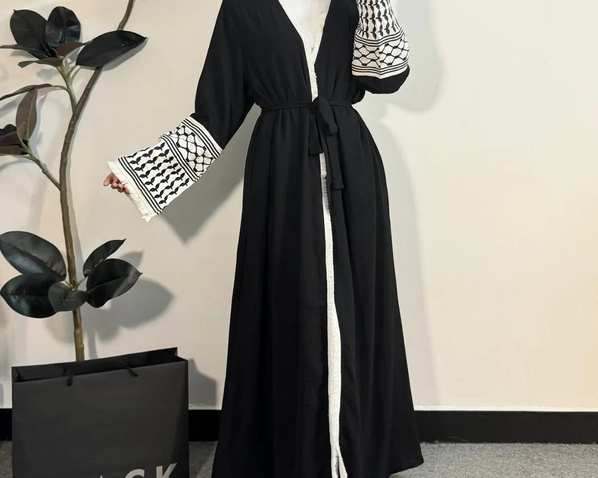 Alayna Borduren Abaya