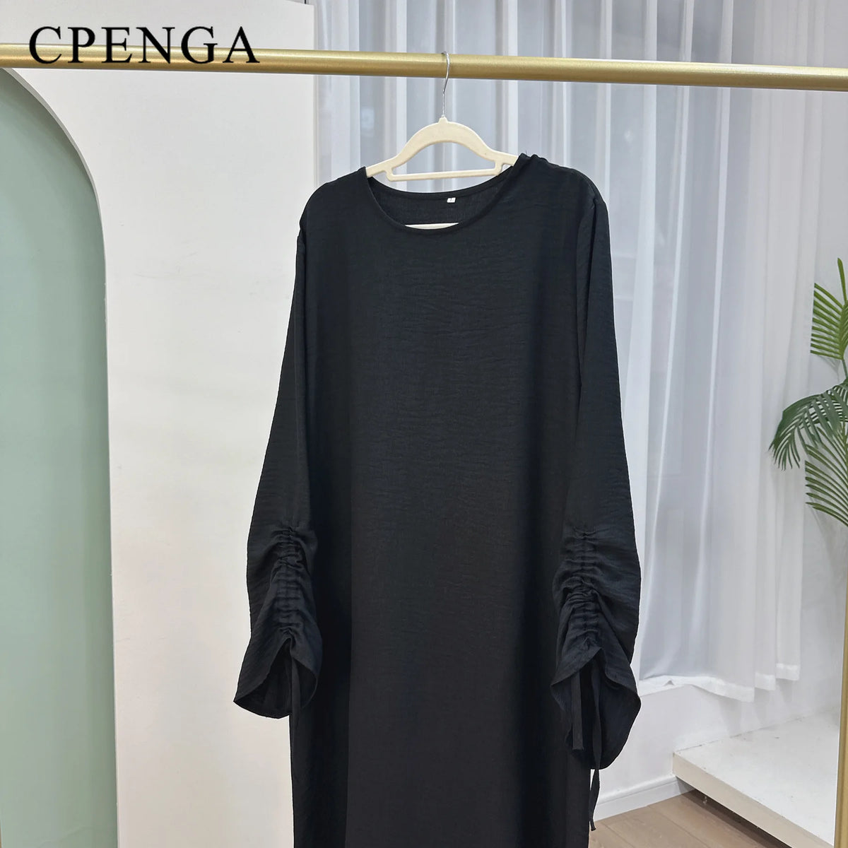 Amira Abaya Met Strikband